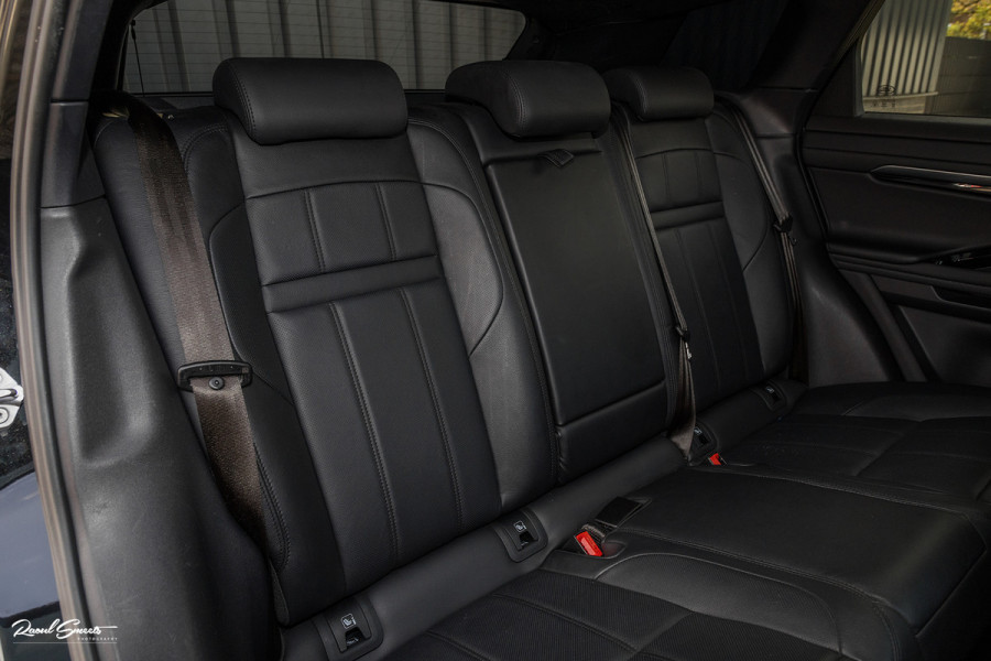 Land Rover Range Rover Evoque 1.5 P300e AWD R-Dynamic S | Panorama dak | Adaptieve cruise | Premium audio | Elektrische stoelen | 360 camera |