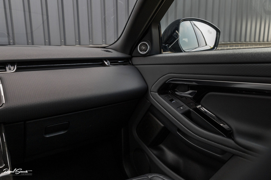 Land Rover Range Rover Evoque 1.5 P300e AWD R-Dynamic S | Panorama dak | Adaptieve cruise | Premium audio | Elektrische stoelen | 360 camera |