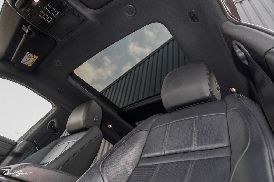 Land Rover Range Rover Evoque 1.5 P300e AWD R-Dynamic S | Panorama dak | Adaptieve cruise | Premium audio | Elektrische stoelen | 360 camera |