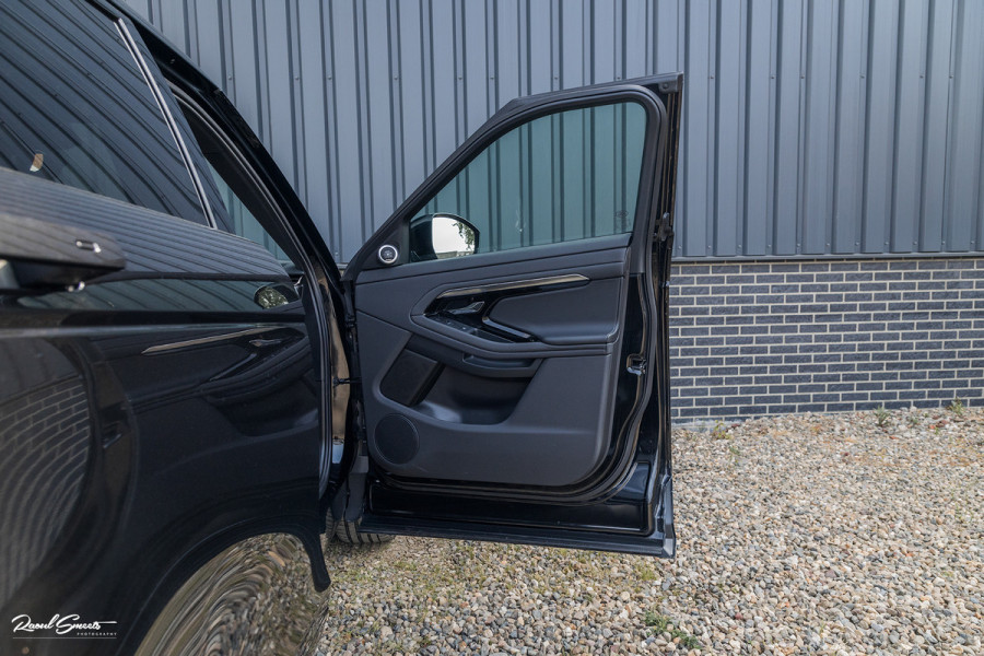 Land Rover Range Rover Evoque 1.5 P300e AWD R-Dynamic S | Panorama dak | Adaptieve cruise | Premium audio | Elektrische stoelen | 360 camera |