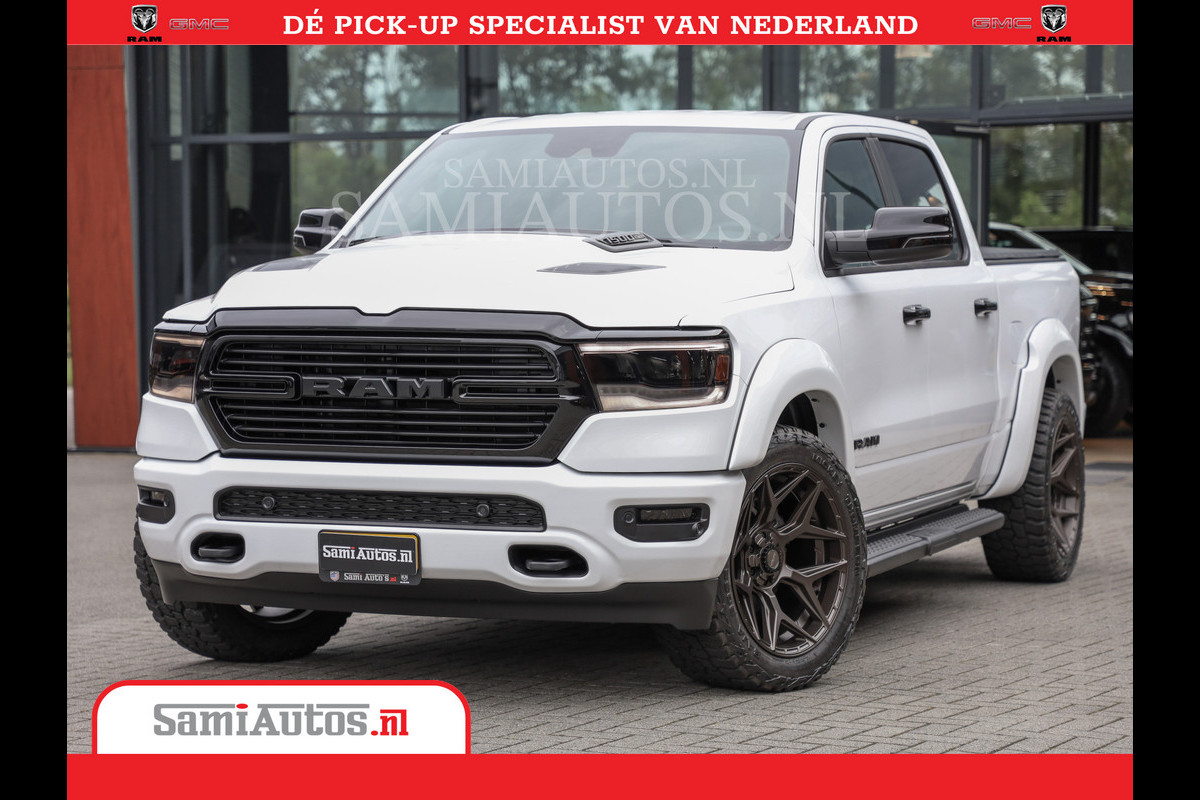 Dodge Ram 1500 Laramie Night | V8 5,7 402HP | Krachtige Hemi | Comfortabele Dubbele Cabine met Royale 5 Zitplaatsen | BPM vrij | Nu Leverbaar uit Voorraad | Voorraad Nr 2015 - 4725 Dodge Ram 1500 Laramie Night | V8 5,7 402HP | Krachtige Hemi | Comfortabele Dubbele Cabine met Royale 5 Zitplaatsen | BPM vrij | Nu Leverbaar uit Voorraad | Voorraad Nr 2015 - 4725