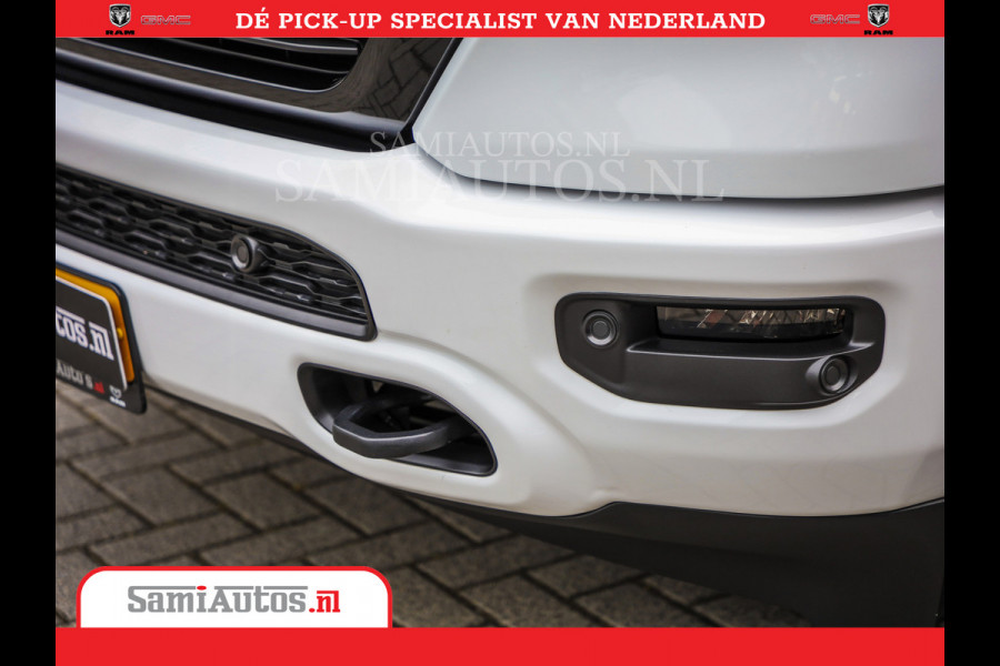 Dodge Ram 1500 Laramie Night | V8 5,7 402HP | Krachtige Hemi | Comfortabele Dubbele Cabine met Royale 5 Zitplaatsen | BPM vrij | Nu Leverbaar uit Voorraad | Voorraad Nr 2015 - 4725