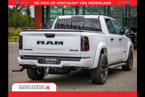 Dodge Ram 1500 Laramie Night | V8 5,7 402HP | Krachtige Hemi | Comfortabele Dubbele Cabine met Royale 5 Zitplaatsen | BPM vrij | Nu Leverbaar uit Voorraad | Voorraad Nr 2015 - 4725