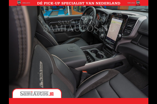 Dodge Ram 1500 Laramie Night | V8 5,7 402HP | Krachtige Hemi | Comfortabele Dubbele Cabine met Royale 5 Zitplaatsen | BPM vrij | Nu Leverbaar uit Voorraad | Voorraad Nr 2015 - 4725