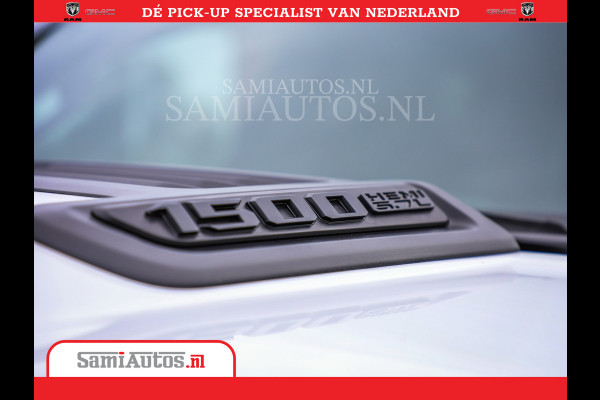 Dodge Ram 1500 Laramie Night | V8 5,7 402HP | Krachtige Hemi | Comfortabele Dubbele Cabine met Royale 5 Zitplaatsen | BPM vrij | Nu Leverbaar uit Voorraad | Voorraad Nr 2015 - 4725