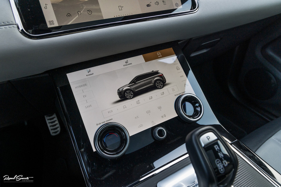 Land Rover Range Rover Evoque 1.5 P300e AWD R-Dynamic SE | Panorama dak | Adaptieve cruise | Apple carplay | 20 inch |