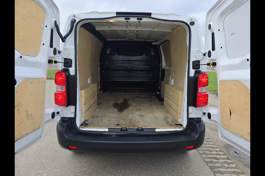 Citroën Jumpy 2.0 BlueHDI 120 M Club L2 H1 - 120 Pk - Euro 6 - Navi - ParkeerCamera - AppleCarplay AndroidAuto
