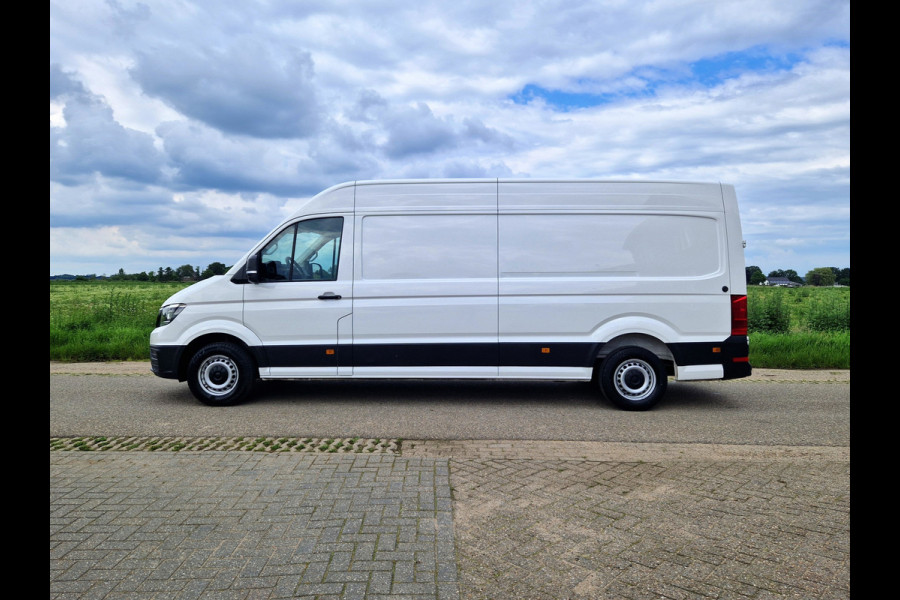 Volkswagen Crafter 35 2.0 TDI L4H3 - 140 Pk - Euro 6 - ParkeerCamera - Airco - AppleCarplay AndroidAuto