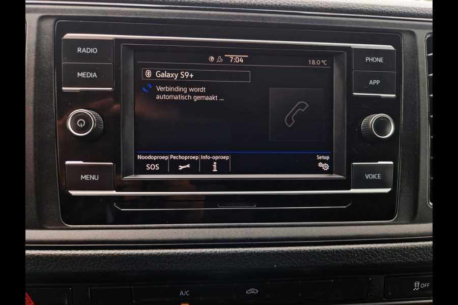 Volkswagen Crafter 35 2.0 TDI L4H3 - 140 Pk - Euro 6 - ParkeerCamera - Airco - AppleCarplay AndroidAuto