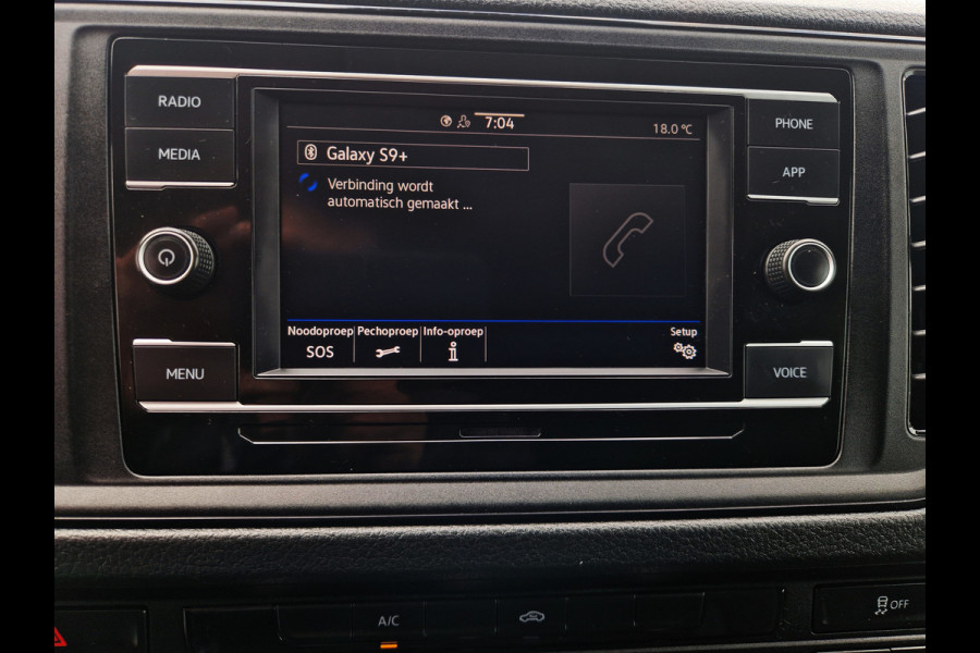 Volkswagen Crafter 35 2.0 TDI L4H3 - 140 Pk - Euro 6 - ParkeerCamera - Airco - AppleCarplay AndroidAuto
