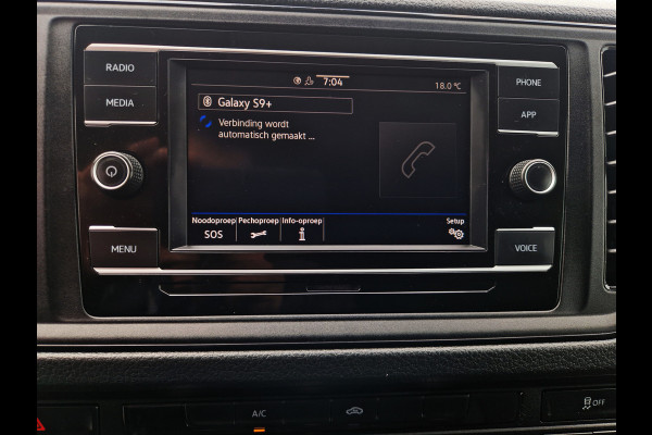 Volkswagen Crafter 35 2.0 TDI L4H3 - 140 Pk - Euro 6 - ParkeerCamera - Airco - AppleCarplay AndroidAuto