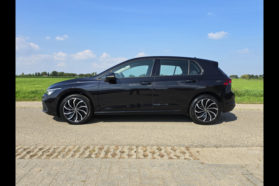 Volkswagen Golf 1.5 TSI - 130 Pk - Euro 6 - ACC - Navi - AppleCarplay AndroidAuto