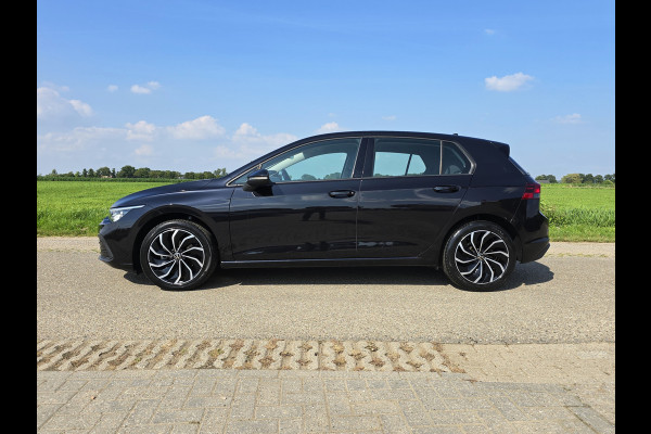 Volkswagen Golf 1.5 TSI - 130 Pk - Euro 6 - ACC - Navi - AppleCarplay AndroidAuto