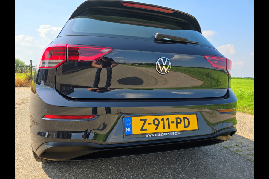 Volkswagen Golf 1.5 TSI - 130 Pk - Euro 6 - ACC - Navi - AppleCarplay AndroidAuto