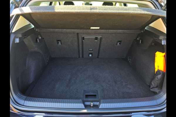 Volkswagen Golf 1.5 TSI - 130 Pk - Euro 6 - ACC - Navi - AppleCarplay AndroidAuto