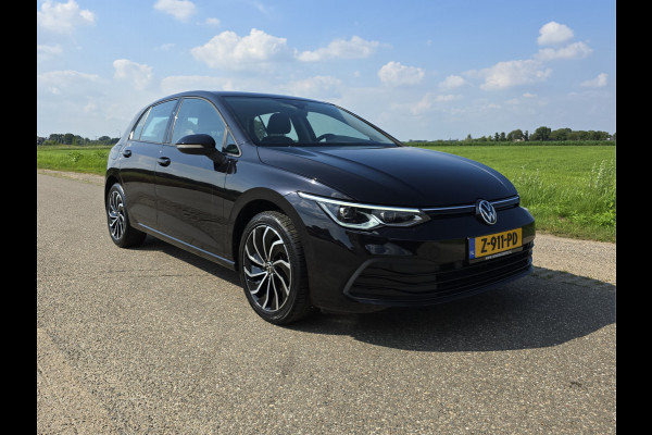 Volkswagen Golf 1.5 TSI - 130 Pk - Euro 6 - ACC - Navi - AppleCarplay AndroidAuto