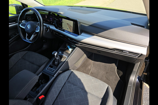 Volkswagen Golf 1.5 TSI - 130 Pk - Euro 6 - ACC - Navi - AppleCarplay AndroidAuto