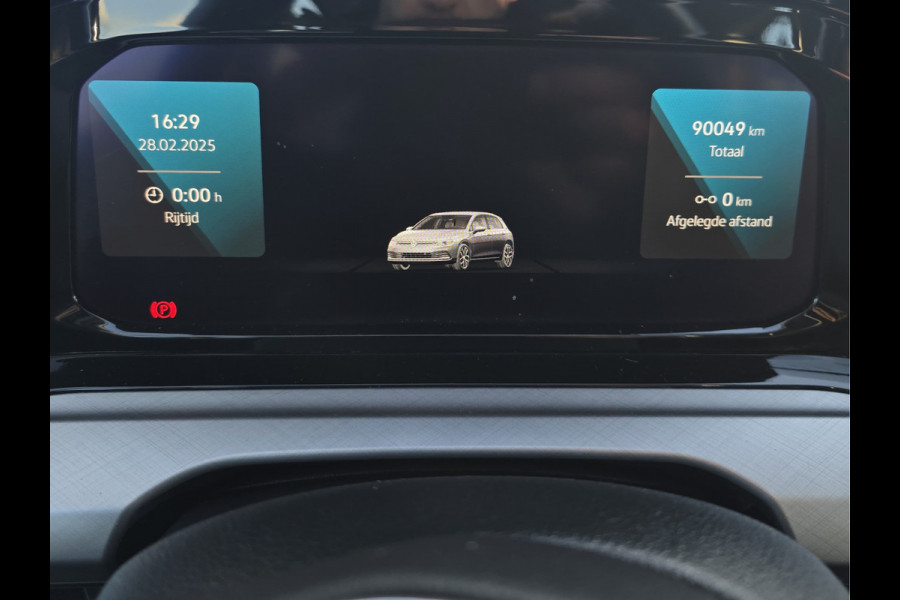Volkswagen Golf 1.5 TSI - 130 Pk - Euro 6 - ACC - Navi - AppleCarplay AndroidAuto
