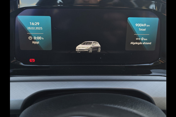 Volkswagen Golf 1.5 TSI - 130 Pk - Euro 6 - ACC - Navi - AppleCarplay AndroidAuto