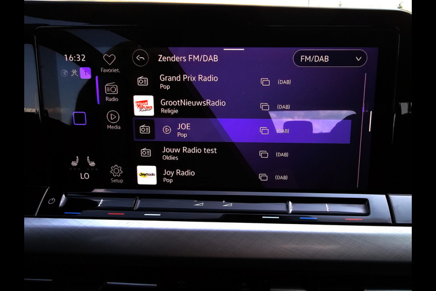Volkswagen Golf 1.5 TSI - 130 Pk - Euro 6 - ACC - Navi - AppleCarplay AndroidAuto