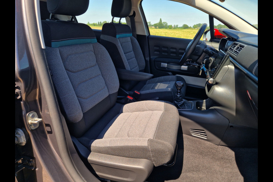 Citroën C3 1.2 PureTech C-Series - 110 Pk - Euro 6 - Navi - AppleCarplay AndroidAuto - Climate Control