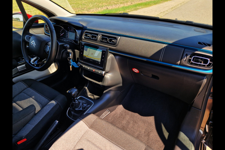 Citroën C3 1.2 PureTech C-Series - 110 Pk - Euro 6 - Navi - AppleCarplay AndroidAuto - Climate Control