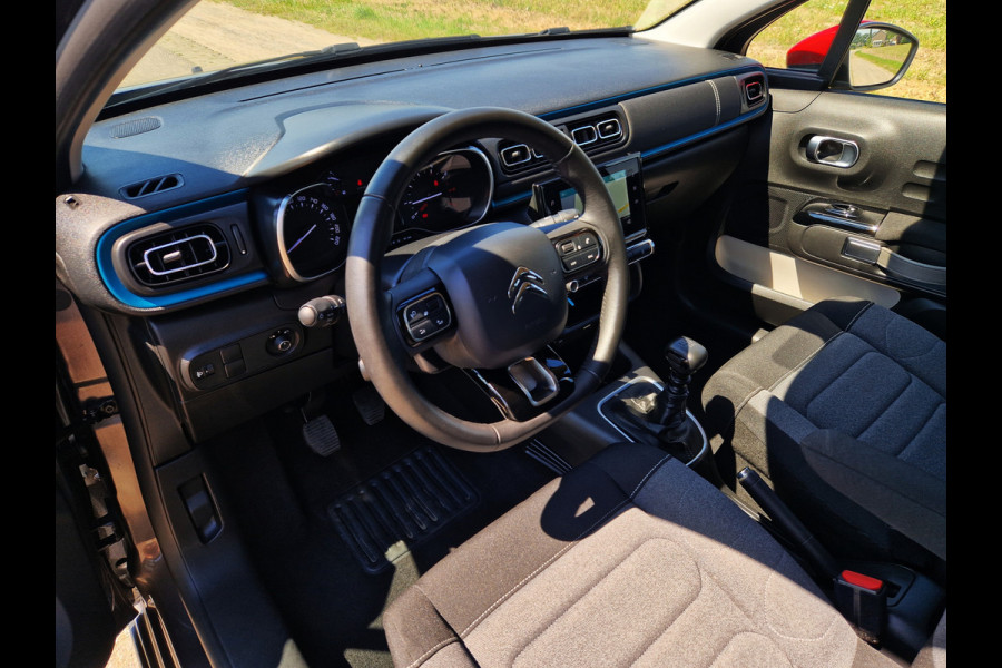 Citroën C3 1.2 PureTech C-Series - 110 Pk - Euro 6 - Navi - AppleCarplay AndroidAuto - Climate Control