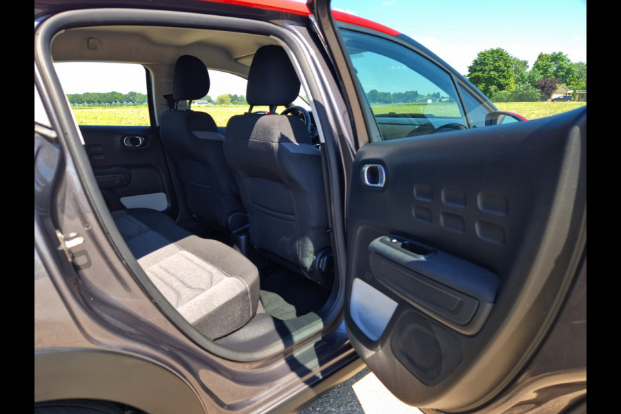 Citroën C3 1.2 PureTech C-Series - 110 Pk - Euro 6 - Navi - AppleCarplay AndroidAuto - Climate Control