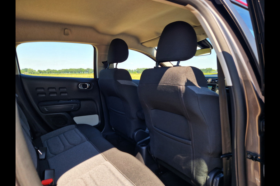 Citroën C3 1.2 PureTech C-Series - 110 Pk - Euro 6 - Navi - AppleCarplay AndroidAuto - Climate Control