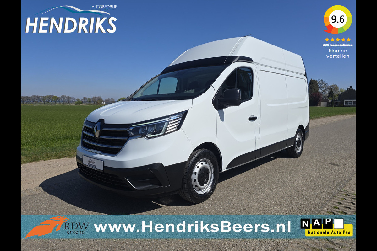 Renault Trafic 2.0 dCi 150 T29 L2 H2 Comfort - 150 Pk - Euro 6 - Airco - Cruise Control - Apple Carplay Android Auto Renault Trafic 2.0 dCi 150 T29 L2 H2 Comfort - 150 Pk - Euro 6 - Airco - Cruise Control - Apple Carplay Android Auto