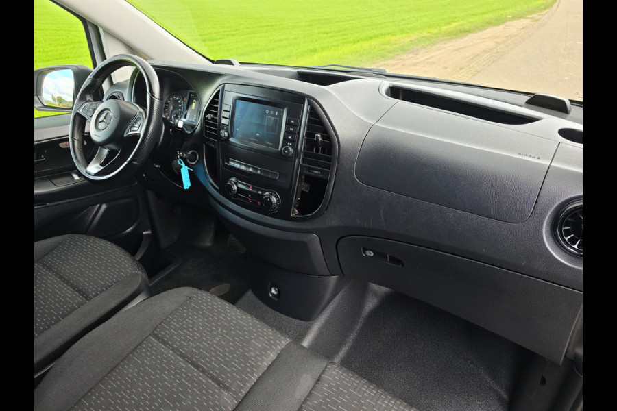Mercedes-Benz Vito 116 CDI Lang L2 H1 - 160 Pk - Euro 6 - AUTOMAAT - Navi - ParkeerCamera - StoelVerwarming