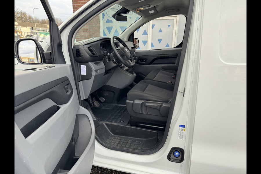 Toyota ProAce Worker 2.0 D-4D Black Line 144pk CarPlay Cruise Navi PDC Garantie Airco