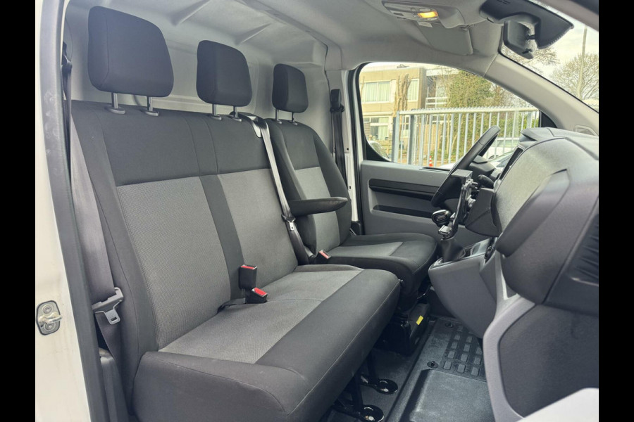 Toyota ProAce Worker 2.0 D-4D Black Line 144pk CarPlay Cruise Navi PDC Garantie Airco