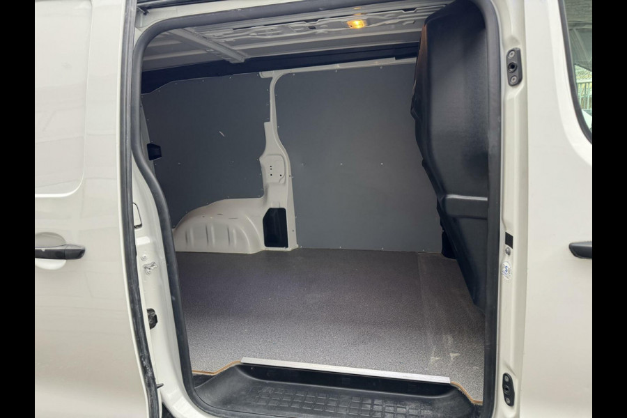 Toyota ProAce Worker 2.0 D-4D Black Line 144pk CarPlay Cruise Navi PDC Garantie Airco