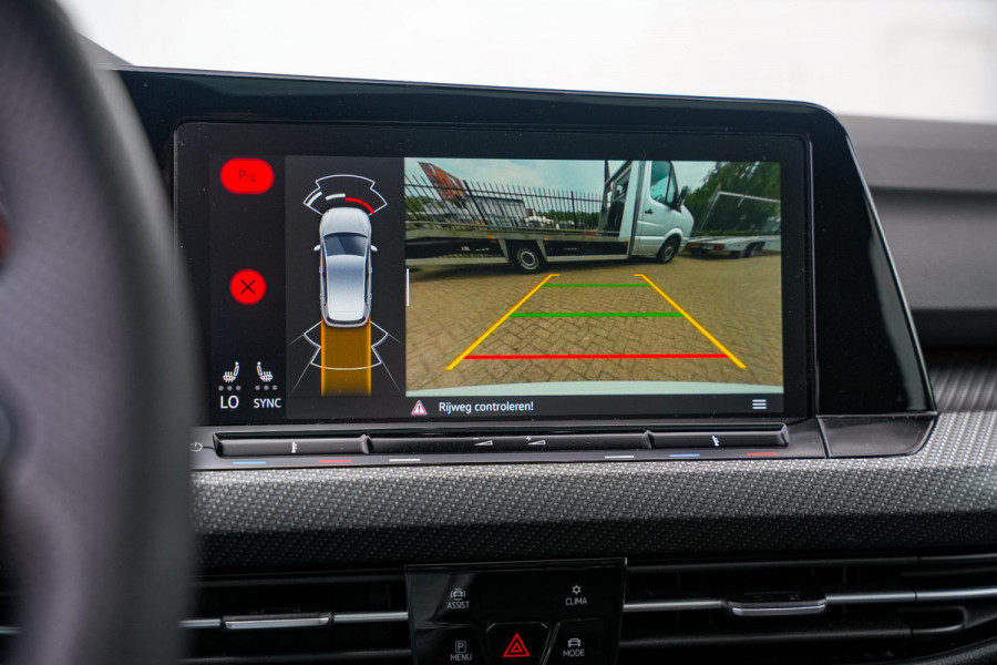 Volkswagen Golf 2.0 TSI R 4Motion Panodak Maxton Camera DAB+ ACC Decat Dode Hoek Stuurverw. Alcantara