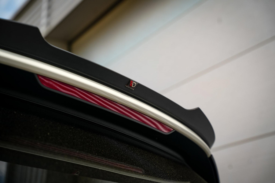 Volkswagen Golf 2.0 TSI R 4Motion Panodak Maxton Camera DAB+ ACC Decat Dode Hoek Stuurverw. Alcantara