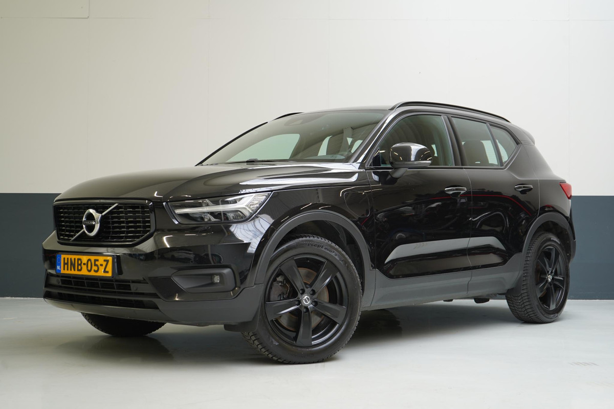 Volvo XC40 1.5 T5 263pk Recharge R-Design Automaat | Trekhaak | Achteruitrijcamera | Stoelverwarming | Stuurverwarming Volvo XC40 1.5 T5 263pk Recharge R-Design Automaat | Trekhaak | Achteruitrijcamera | Stoelverwarming | Stuurverwarming