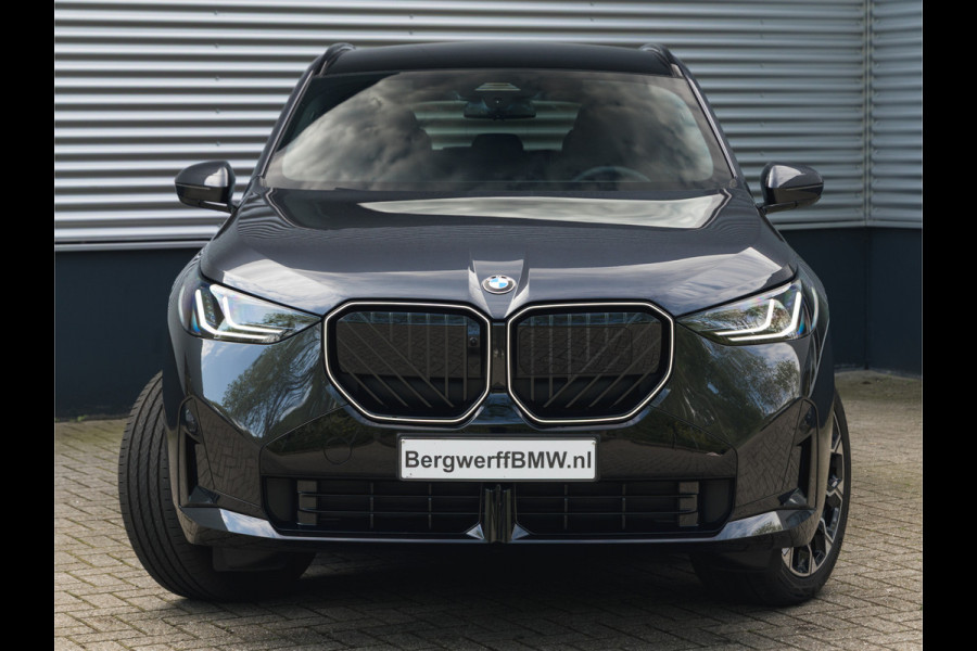 BMW X3 xDrive30e M-Sport Pro - Pano - Trekhaak - Driving Ass Plus - Harman Kardon