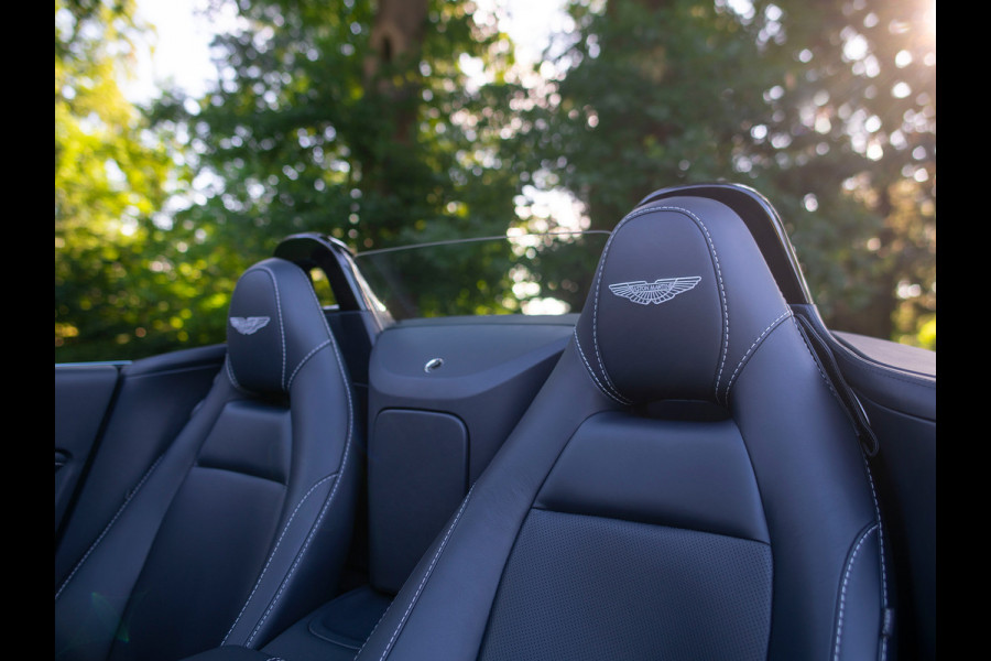 Aston Martin Vantage Roadster 4.0 V8 | Premium audio | 360 cam | Q-color | Caribbean Blue Pearl