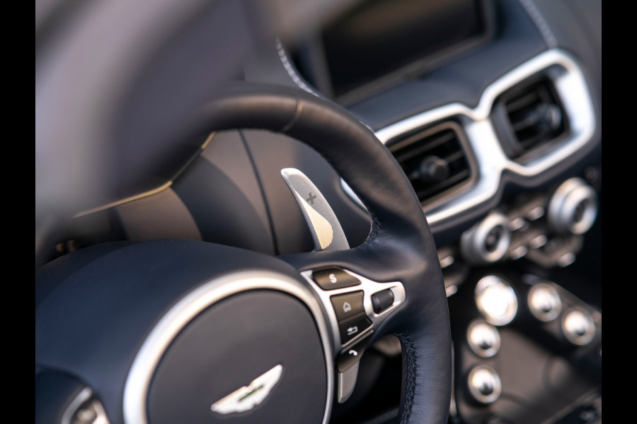 Aston Martin Vantage Roadster 4.0 V8 | Premium audio | 360 cam | Q-color | Caribbean Blue Pearl