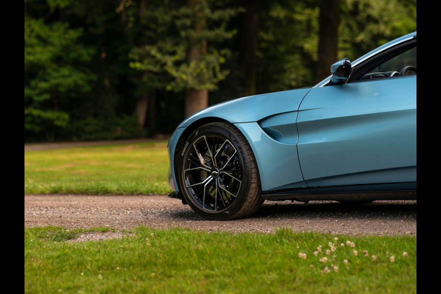 Aston Martin Vantage Roadster 4.0 V8 | Premium audio | 360 cam | Q-color | Caribbean Blue Pearl
