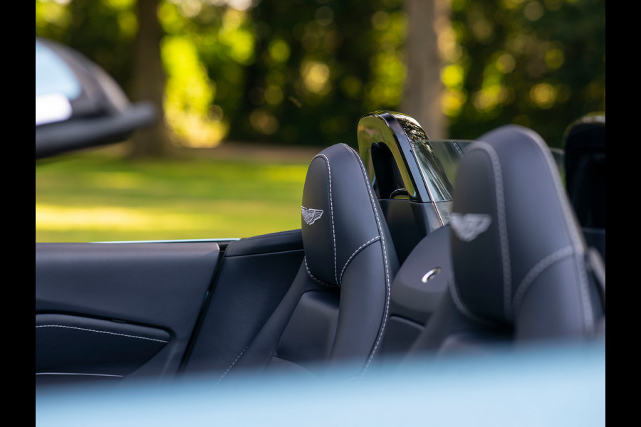 Aston Martin Vantage Roadster 4.0 V8 | Premium audio | 360 cam | Q-color | Caribbean Blue Pearl