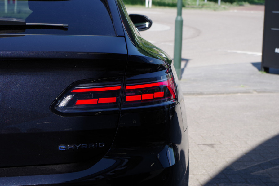Volkswagen Arteon Shooting Brake 1.4 TSI eHybrid 218 PK R-Line BNS+ PHEV, Lederen Kuipstoelen, Massage, Head-Up