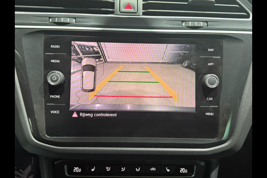 Volkswagen Tiguan 1.5 TSI ACT Highline | Pano | Camera | ACC | Apple Carplay