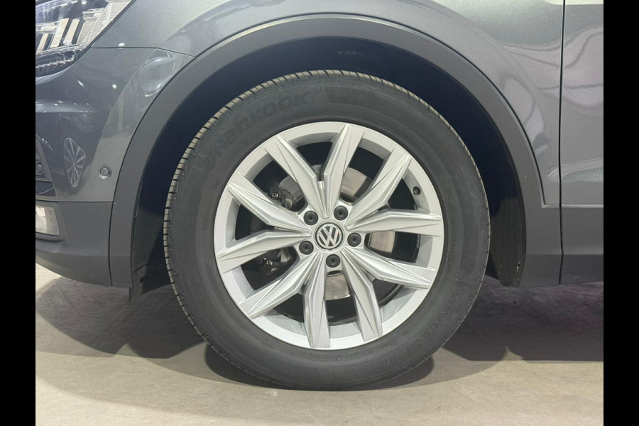 Volkswagen Tiguan 1.5 TSI ACT Highline | Pano | Camera | ACC | Apple Carplay