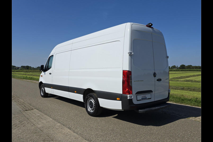 Mercedes-Benz Sprinter 315 1.9 CDI L3 H2 RWD - 150 Pk - Euro 6 - Navi - MBUX - ParkeerCamera - StoelVerwarming