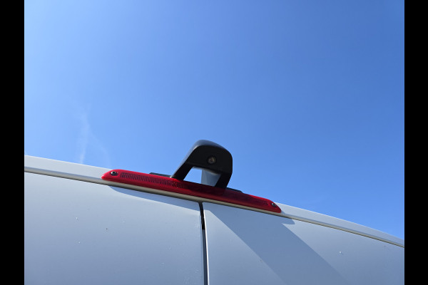 Mercedes-Benz Sprinter 315 1.9 CDI L3 H2 RWD - 150 Pk - Euro 6 - Navi - MBUX - ParkeerCamera - StoelVerwarming