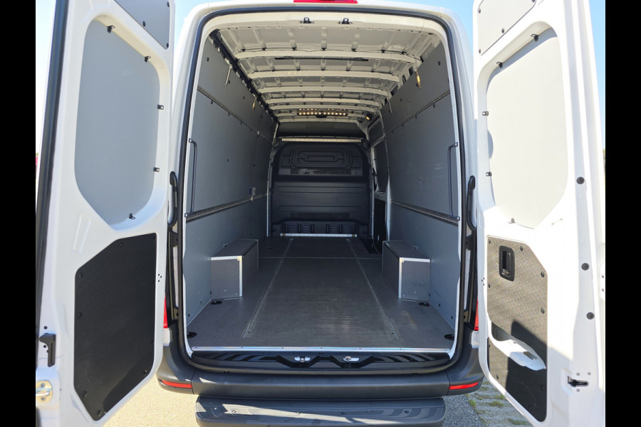 Mercedes-Benz Sprinter 315 1.9 CDI L3 H2 RWD - 150 Pk - Euro 6 - Navi - MBUX - ParkeerCamera - StoelVerwarming