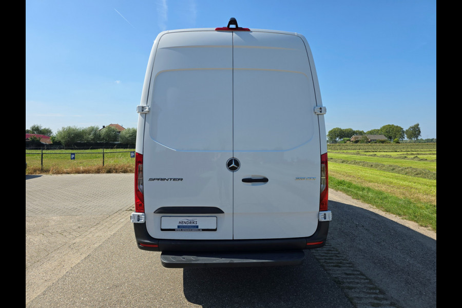 Mercedes-Benz Sprinter 315 1.9 CDI L3 H2 RWD - 150 Pk - Euro 6 - Navi - MBUX - ParkeerCamera - StoelVerwarming