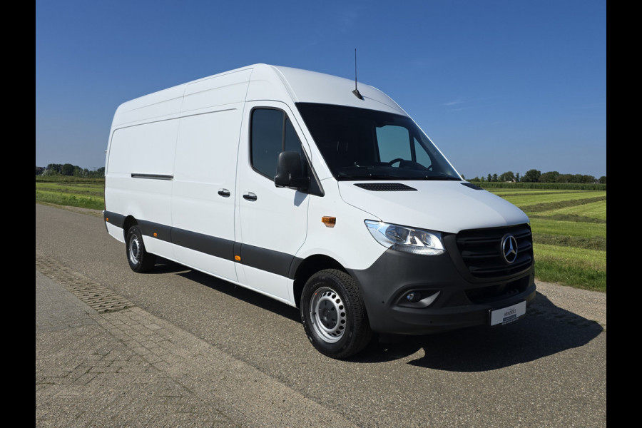 Mercedes-Benz Sprinter 315 1.9 CDI L3 H2 RWD - 150 Pk - Euro 6 - Navi - MBUX - ParkeerCamera - StoelVerwarming